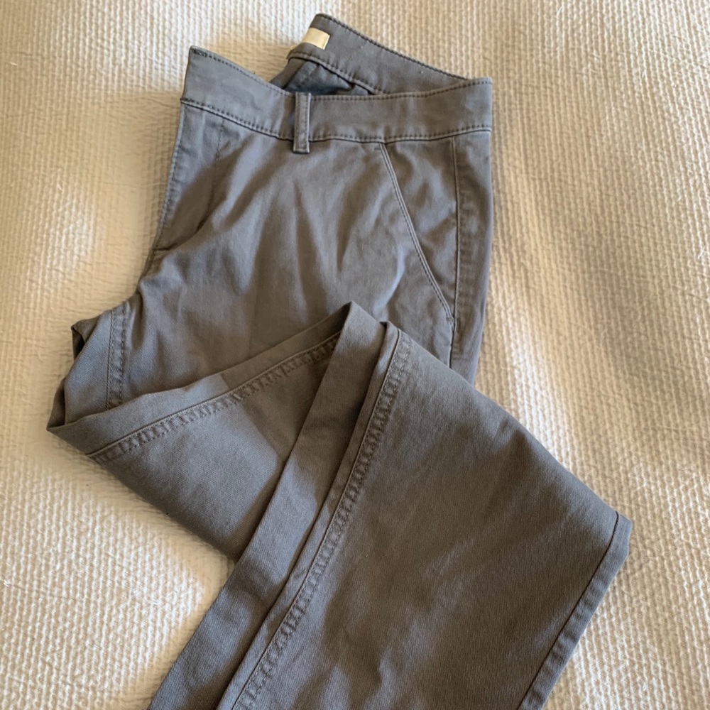 LOFT Chinos